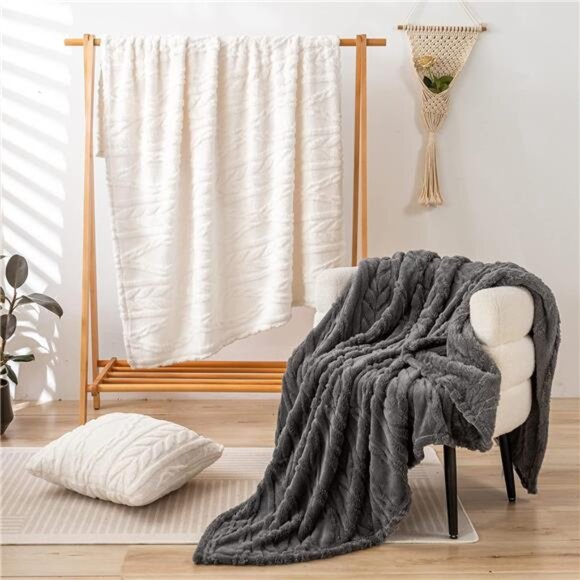 Sherpa Twin XL Blanket-3D Stylish Design Super Soft Fuzzy Cozy Warm Blanket - Picture 6 of 7